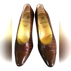 Bruno Magli Pelle Croc Embossed Leather Made in Italy Bologna Pumps Sz 5 1/2 B